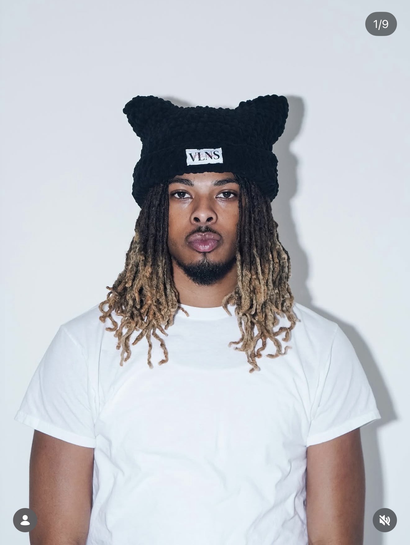 VLNS Crochet Beanie — Black